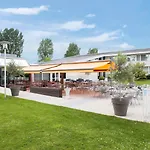 Novotel Lille Aeroport 4*