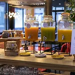 ホテル ノボテル リール アエロポール レスカン