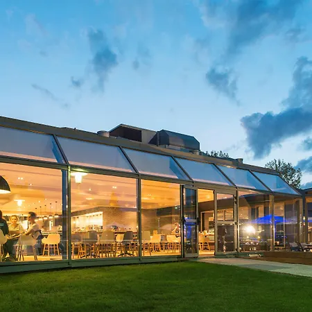 Novotel Lille Aeroport Отель