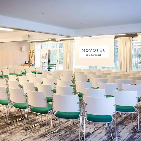 Отель Novotel Lille Aeroport Лескен