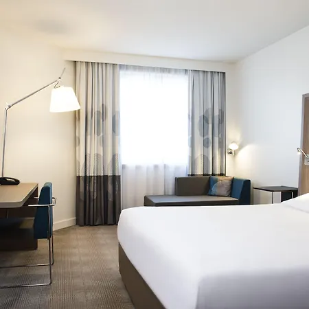 Novotel Lille Aeroport 4*