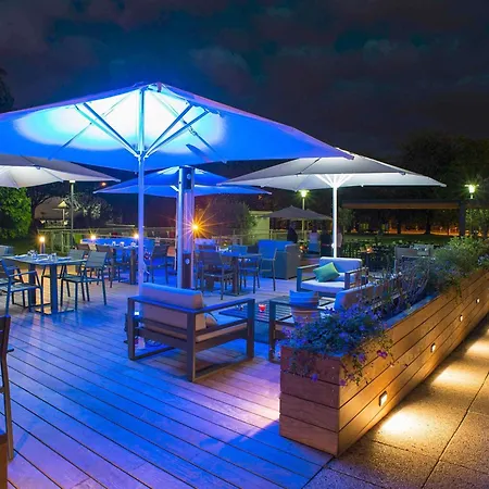 Novotel Lille Aéroport Hotel Lesquin