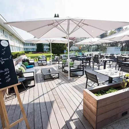 Отель Novotel Lille Aeroport Лескен