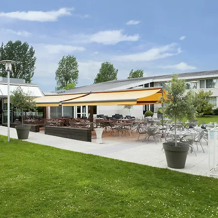 Hotel Novotel Lille Aeroport 4*