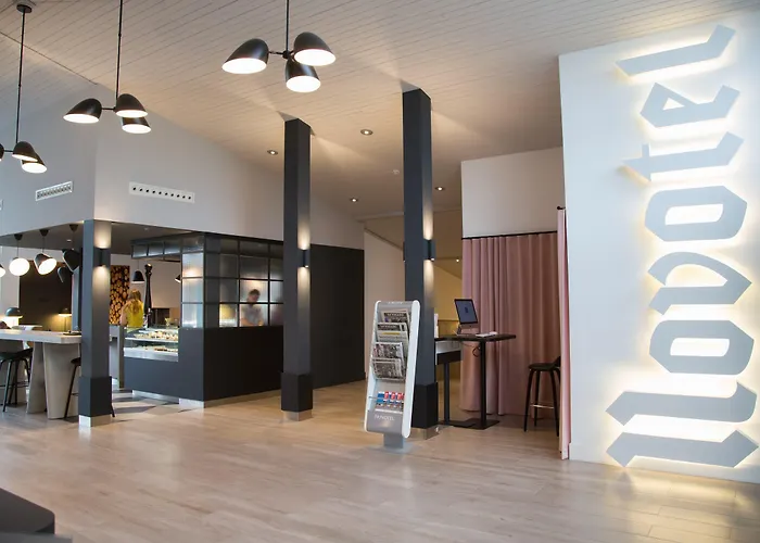 Novotel Lille Aéroport Hotel Lesquin