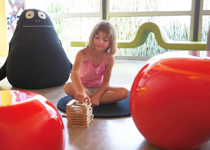 Novotel Lille Aéroport Hotel 4*