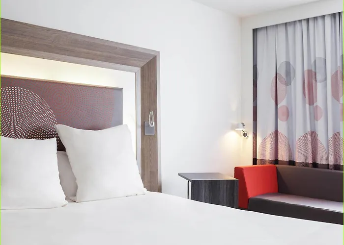 Novotel Lille Aéroport Hotel 4*