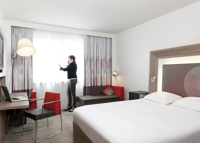 Novotel Lille Aéroport 4*